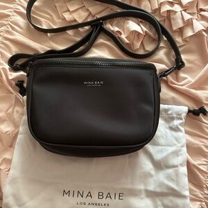 Mina Baie Fanny NWOT